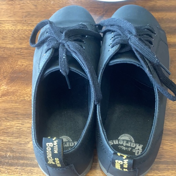 Dr. Martens 5 Eye black shoes unisex. - Picture 4 of 12